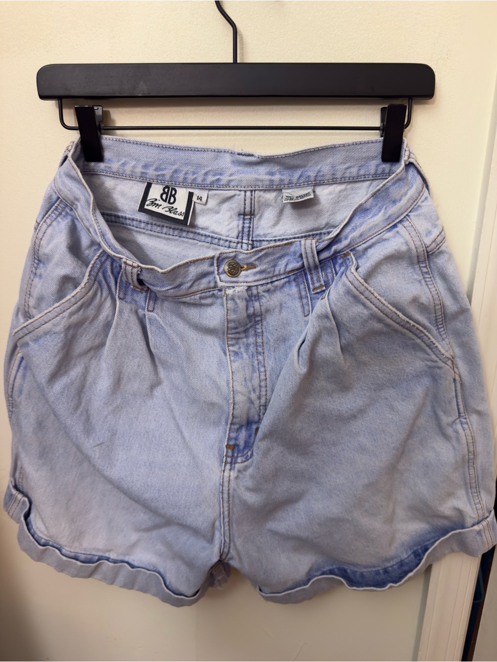 Vintage Bill Blass Light Blue Denim High-Waist Jean Shorts | Size 16